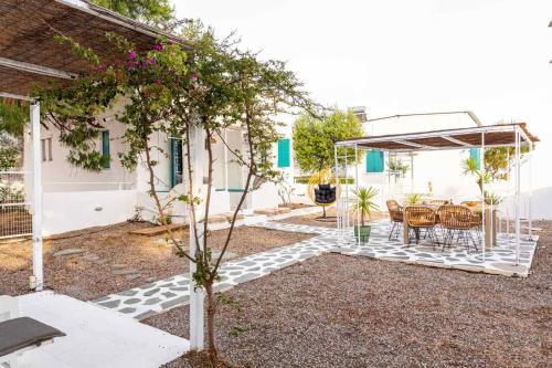 Peaceful Cottage House - Private Garden in Ag. Konstantinos (Messini)