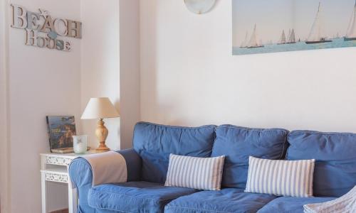 LETS HOLIDAYS Cozy Apartment Near to the Castle