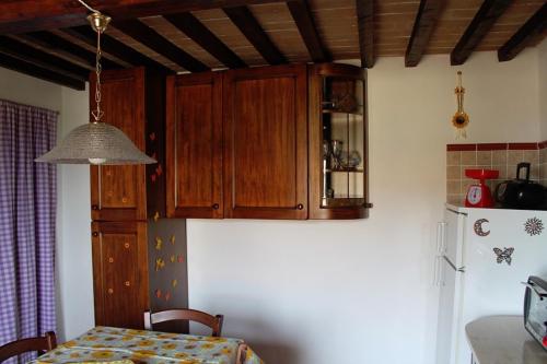 кухня, Casa Vacanze in Borgo in Монтеверді Маріттімо