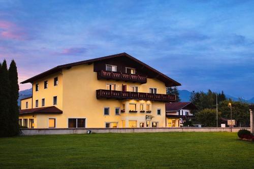 Viesnīcas āriene, Hotel Lainbach in Wängle (Hotel Lainbach in Wangle) in Holz