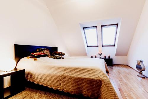 Budapest Central Apartments - image 36
