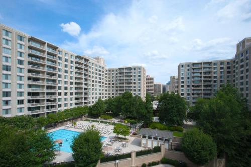 Book Hotels Near Pentagon Washington D C Triphobo Vip Stay In Crystal City 532n