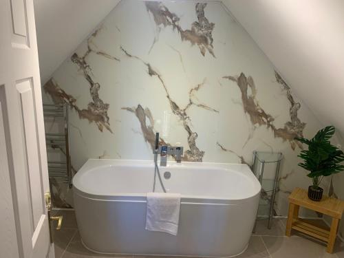 Bathroom, Farm stay in Nettleton