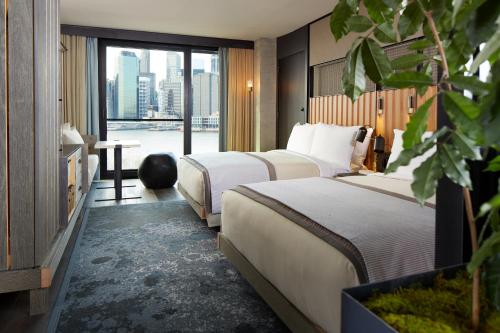 1 HOTEL BROOKLYN BRIDGE