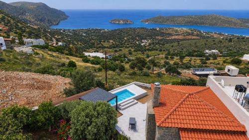 Aurora Spinalonga Garden Cottage in Neapoli