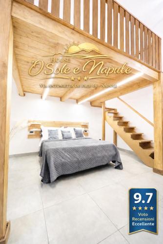 House O' Sole 'e Napule, Nápoles