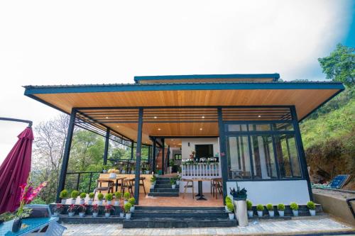 Restaurant, The Sitong Brookhouse by Muscatel in Lower Mamring Khasmahal