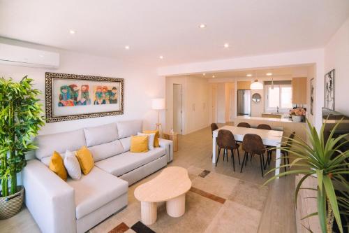 Sanxenxo Centro y Mar by CABANA Rentals