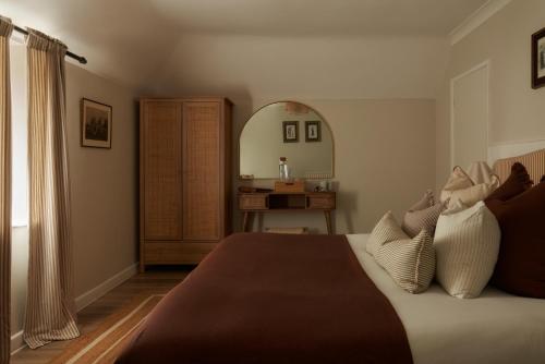 Lulworth Lodge Room Type - Superior King Room