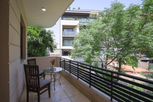 BedChambers Serviced Apartments Sushant Lok - image 3