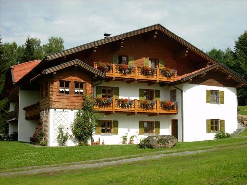 Gästehaus Apfelbacher - Apartment - Spiegelau