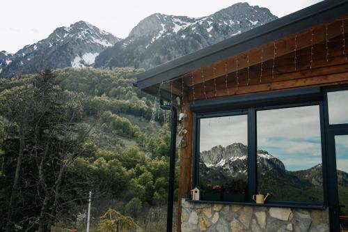 Balkon/teras, Ursa Camp Mountain Glamping in Kolasin