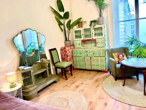 Museum Butique Studio - image 11