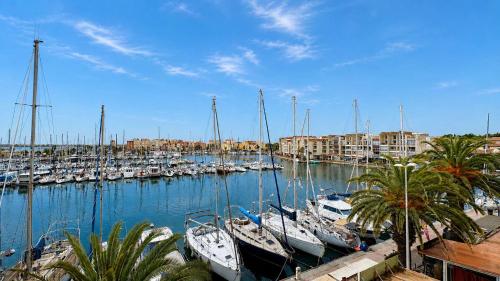 Appartement avec vue bateaux - piscine et tennis GN050-692 - image 5