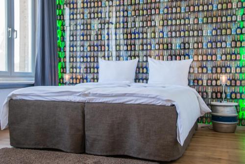 1 queen bed