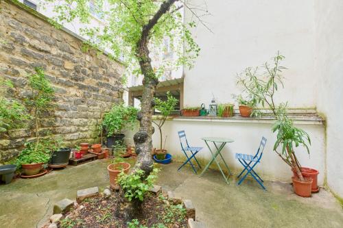 Abbesses 18th In the Heart of Montmartre by Mey Agency - image 8