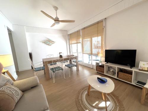 3 Bed Flat - Sleeps 5 - Wifi in Bellreguard