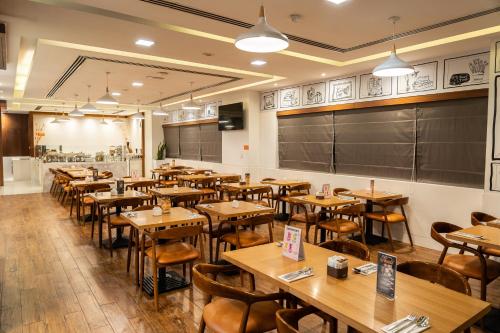 레스토랑, 시티맥스 샤르자 (Citymax Sharjah Hotel) in 샤르자
