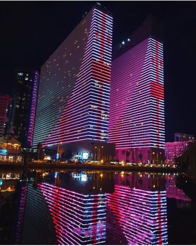 Orbi City D2 - Luxury Hotel - Sea View 1