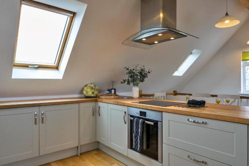 Kitchen, Finest Retreats - Tregirls in Colan