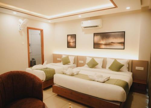 Hotel Calicut Beach in Manachira Tér