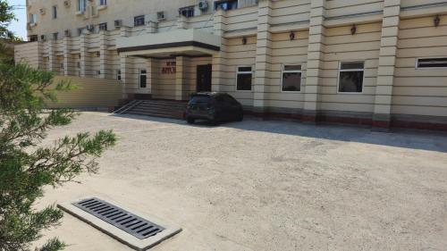 Sitora – khách sạn tại Chirchik