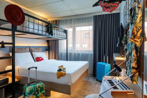 room detail thumbnail 0