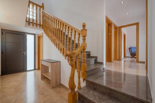 Luxury Getaway in Girona in รุยเดลลอตส์เดลาเซลวา