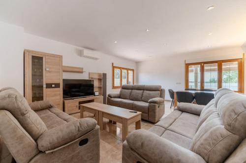 Luxury Getaway in Girona in รุยเดลลอตส์เดลาเซลวา