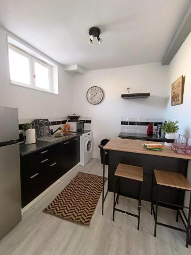 Charmante maison familiale au cœur du village in Aubusson-d'Auvergne