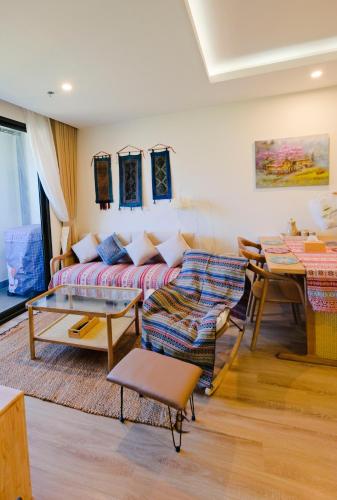 Lia Home - image 2