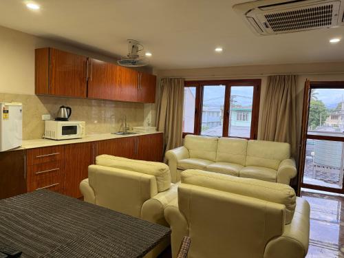 Cape Town Hotel in นาดิ