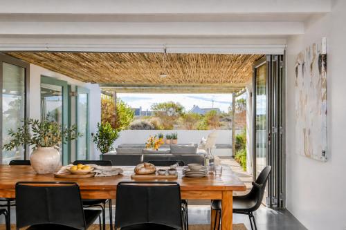 The Cottage Collection Paternoster, Paternoster