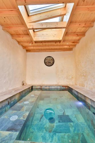 Le jardin secret-piscine balnéo couverte chauffée - Location, gîte - Cognac
