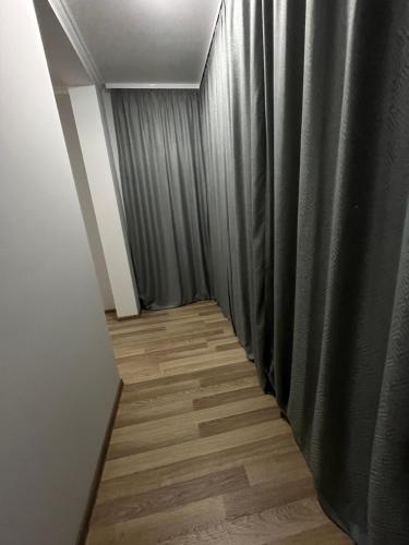 Apartament modern cu dormitor separat si balcon panoramic in Căuşeni