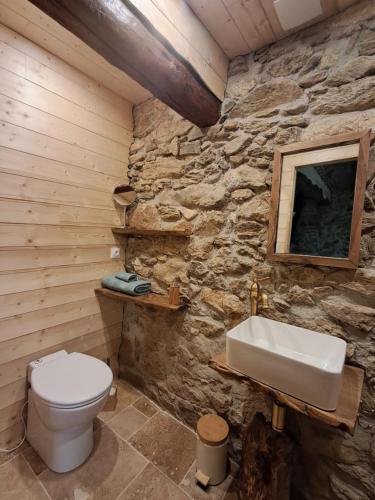 Vannas istaba, Les cimes de Cabus in Saurat