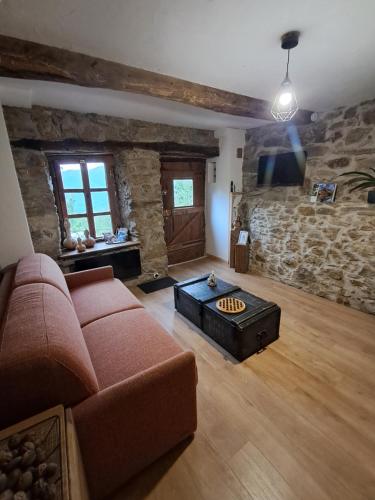 Iekārtas, Les cimes de Cabus in Saurat