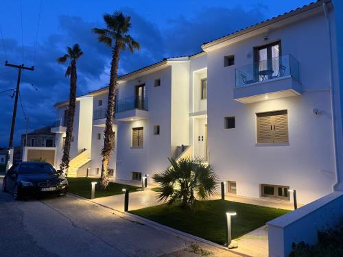 Latsis Suites in Karavostasi (Xili)