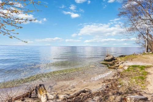 Lakeside Haven suite in Georgina (ON)