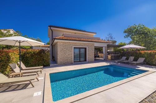 Holiday house VILLA ANDRO – khách sạn tại Pinezici