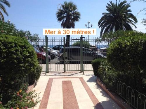 NICE - STUDIO Promenade des Anglais - Mer à 30 Metres - Climatisation - WIFI
