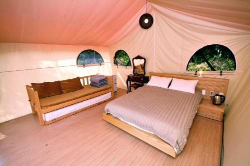 1 double bed