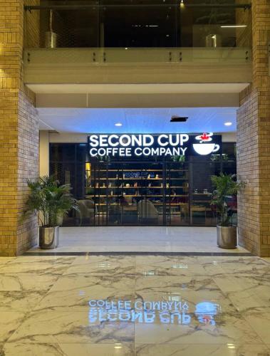 Serenity Suites SkyPark One Luxury 2BR Apartment Gulberg Greens Islamabad - image 12
