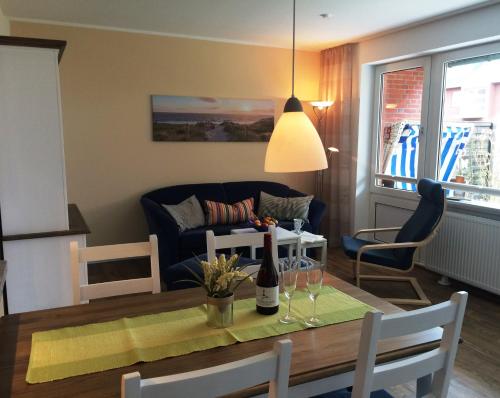Ferienwohnung *Meeresleuchten* in Wittdün, Deutschland