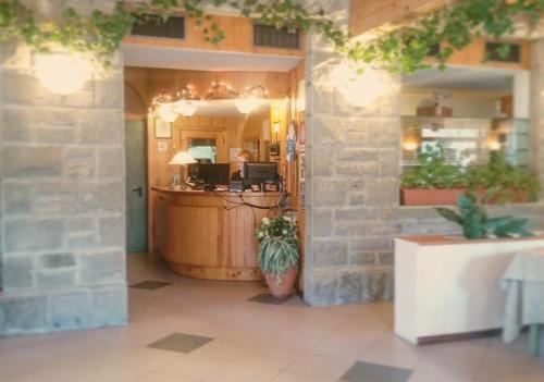Albergo Ristorante Il Laghetto – Fiumalbo, KY