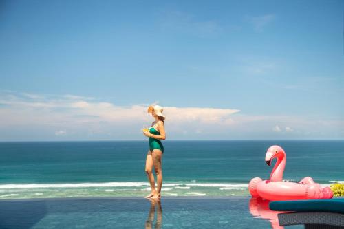 Nusa Dua Cliff Ocean View with Private Beach - Bali
