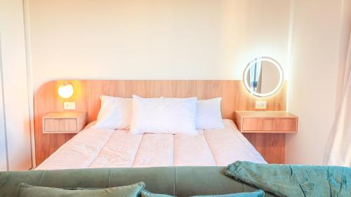 Zuba 13 Studio 508 Pool & Cowork