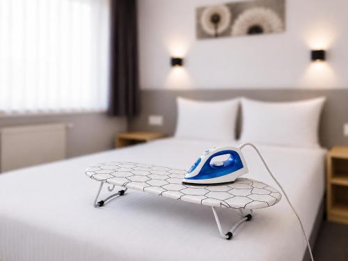 1 twin bed