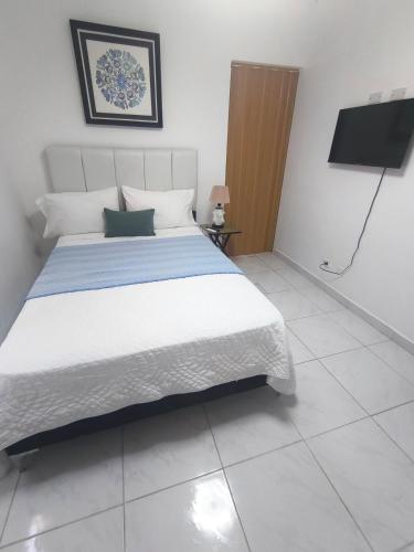 Hostal Dermari – khách sạn tại Residencial Romana