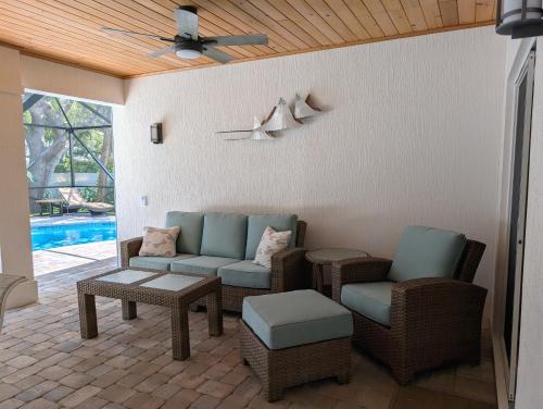 Iekārtas, Luxury Beachside Retreat - Heated Pool - Walk to Beach - Seasonal Stays Welcome in Wabasso Beach (FL)